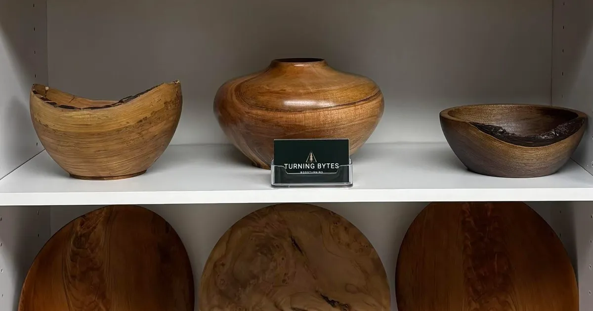 Best Wood for Turning Bowls: Cherry, Maple, Walnut & Ash